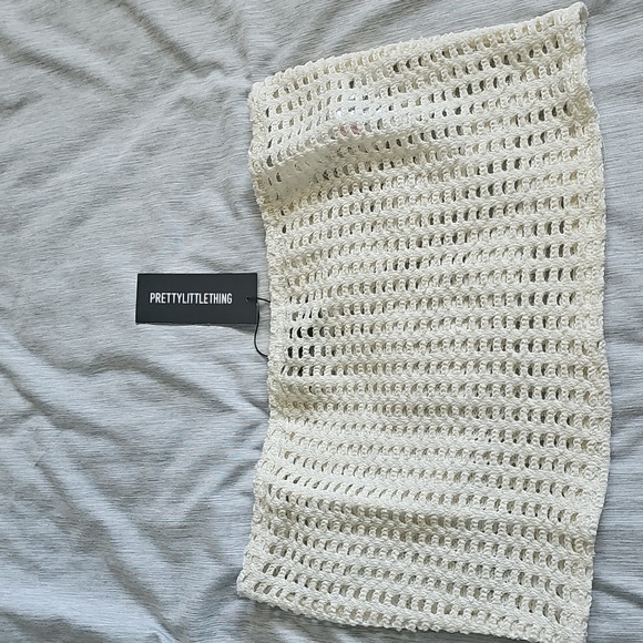 NWT PrettyLittleThing Crochet Cut Out Bandeau Top - Picture 6 of 6